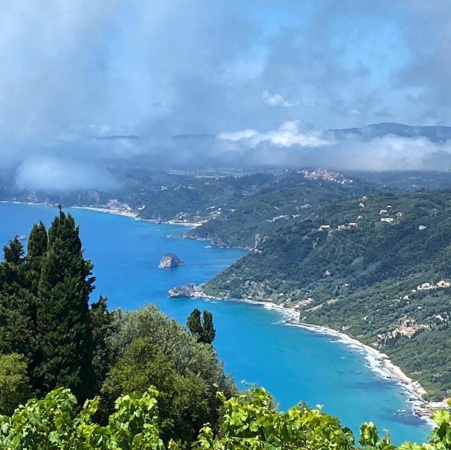 Sebastian'S - Agios Gordios Beach Daire Dış mekan fotoğraf