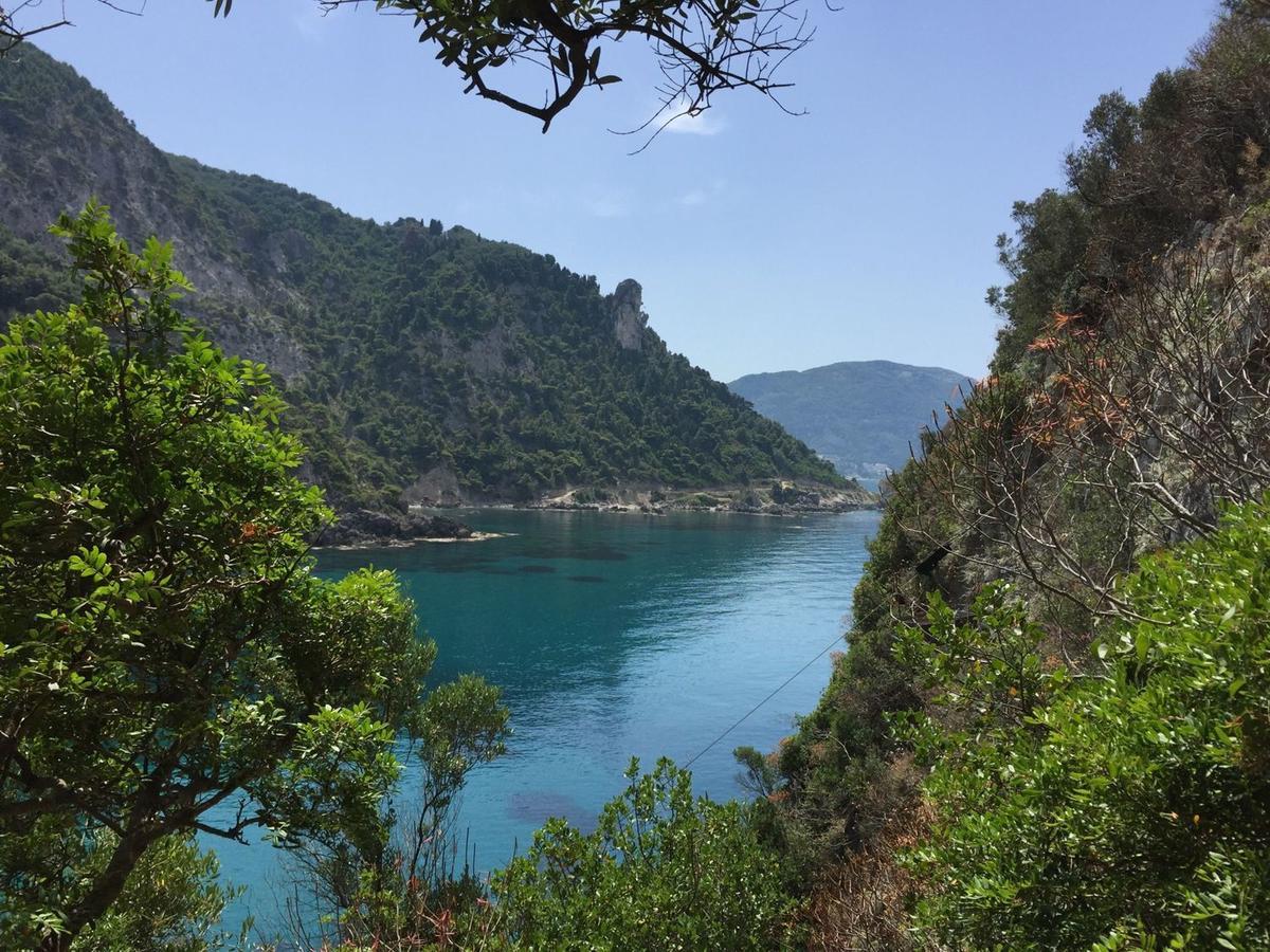 Sebastian'S - Agios Gordios Beach Daire Dış mekan fotoğraf