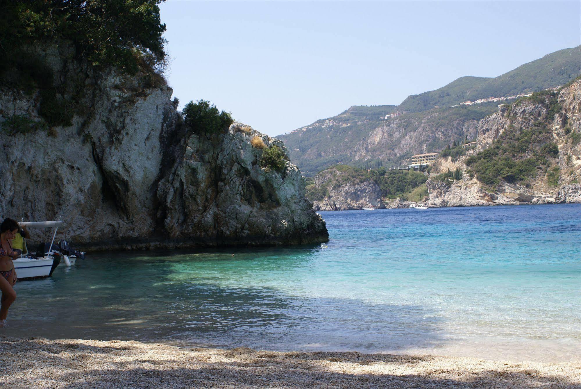 Sebastian'S - Agios Gordios Beach Daire Dış mekan fotoğraf